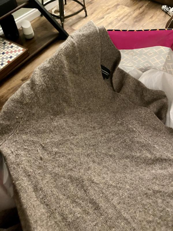 Pilling on both sides of the Cardigan, definately returning this item