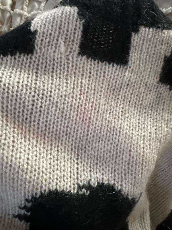 Pic of sweater run and subpar cashmere