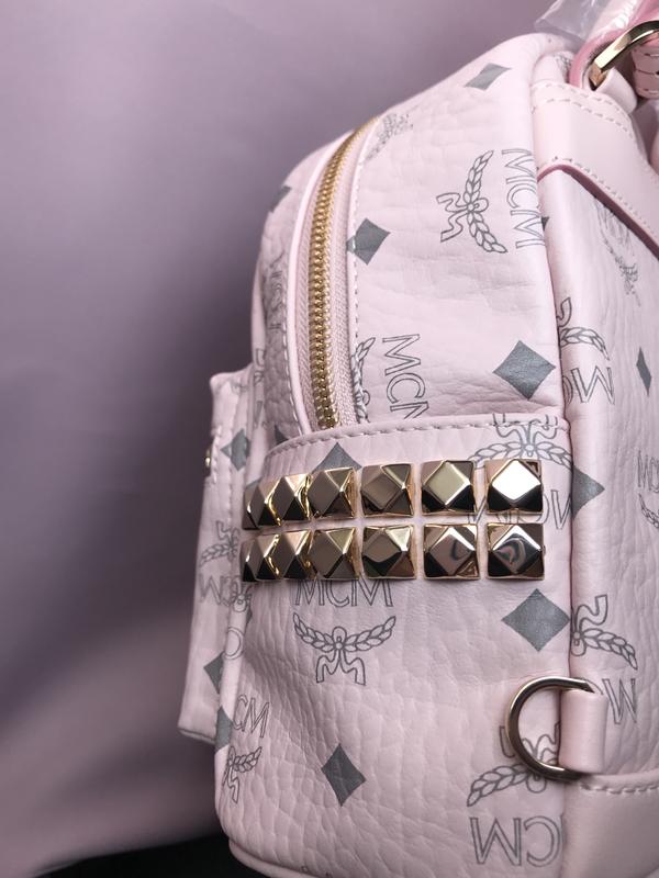 MCM リュックSTARK BEBE BOO サイドスタッズ付 X-Mini Bebe Boo Stark Bebe Boo Side Studs Backpack in