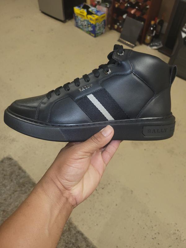 Photo from Bloomingdale's customer