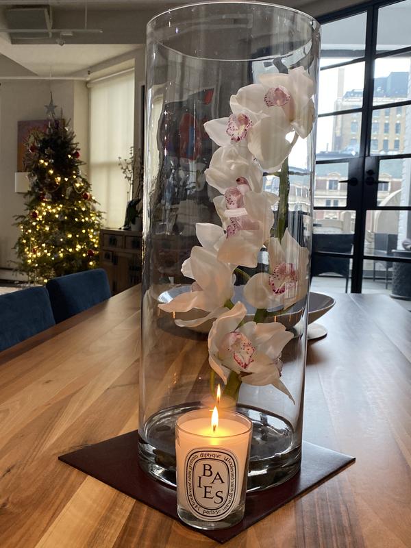 This fragrance will enhance any interior space