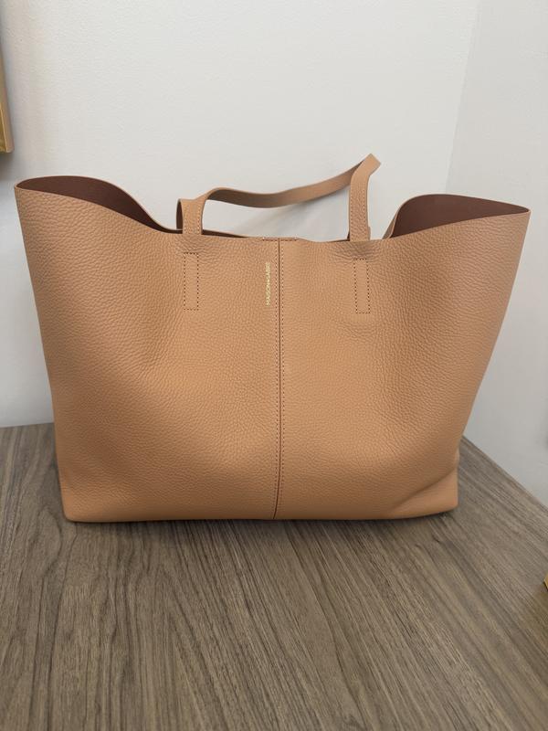 Customer carousel item 4.