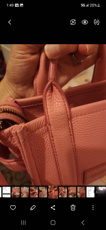 Leather crack off after 4 weeks terrible quality for the price your paying.