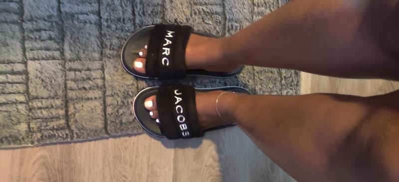 Marc jacobs best sale slide sandals