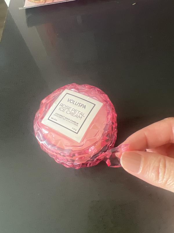 Customer carousel item 6.
