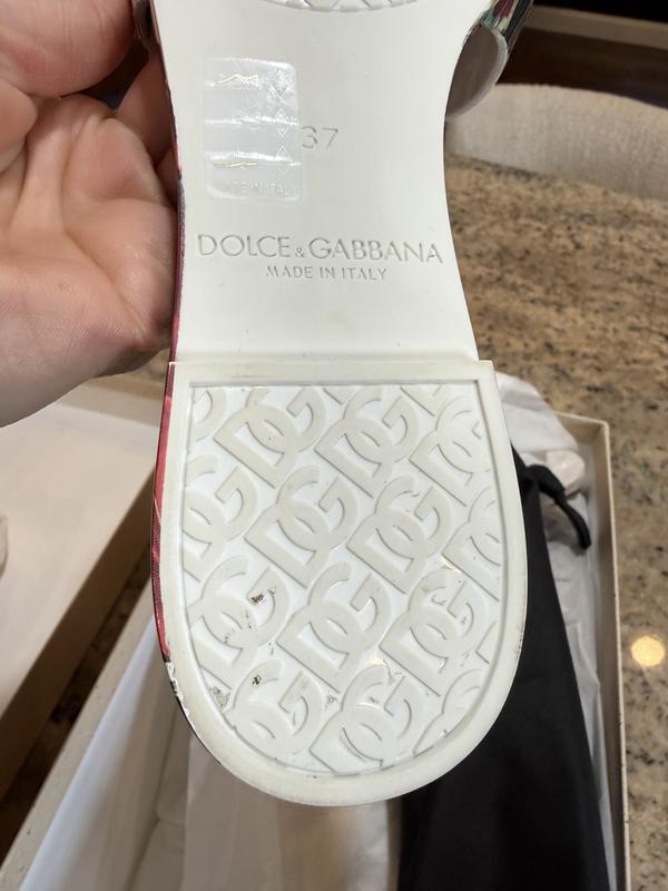 Customer carousel item 2.