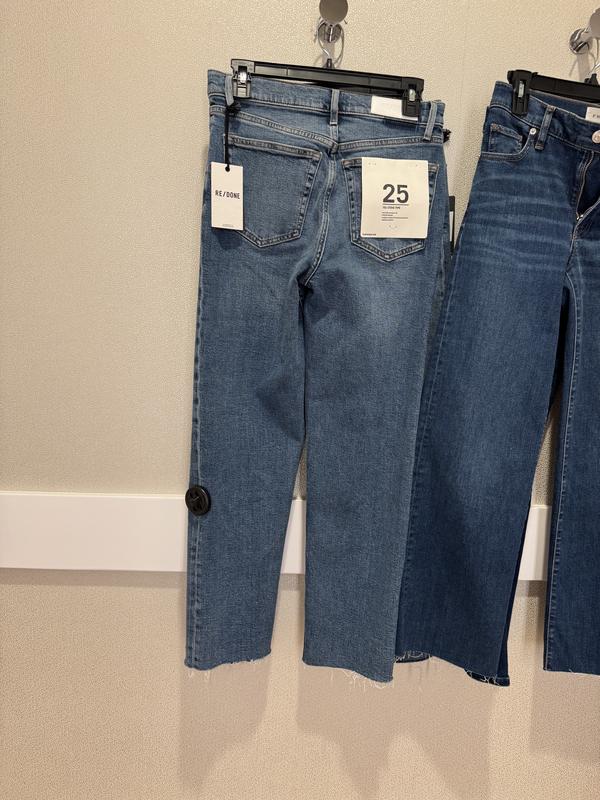 I did end up sizing down to a 24 because of the stretch.