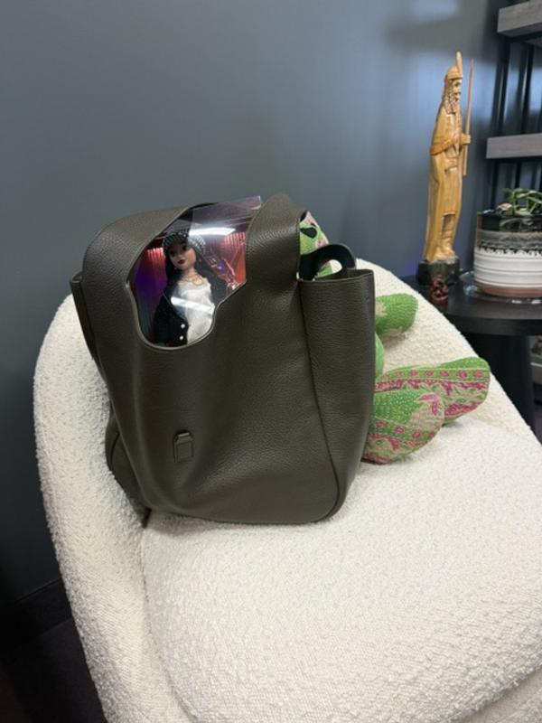 Customer carousel item 1.