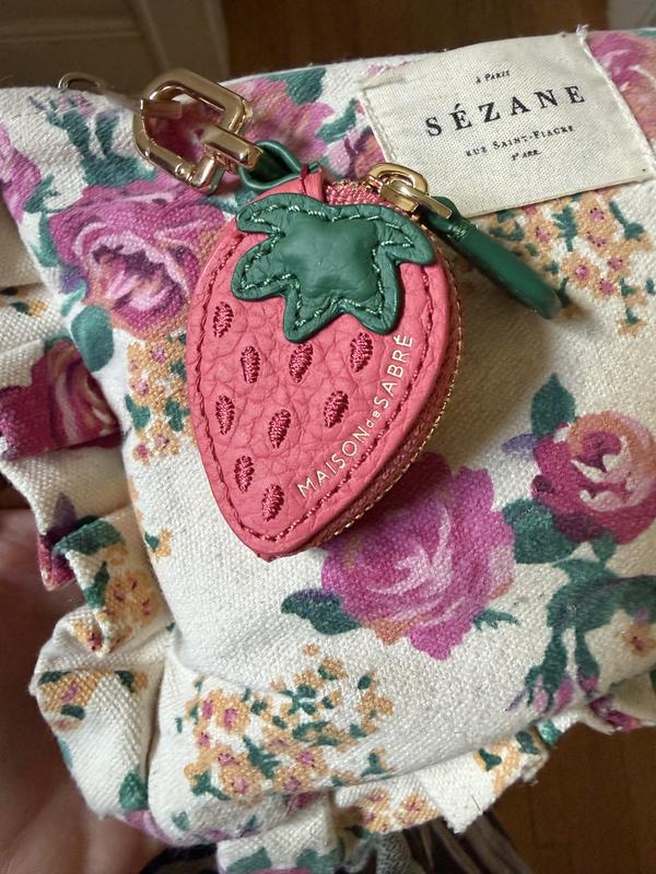 Perfect spot for stashing jewelry and hair ties!