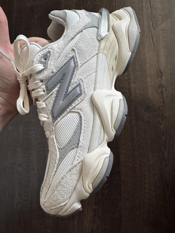 I like that the color will go with a lot pf outfits