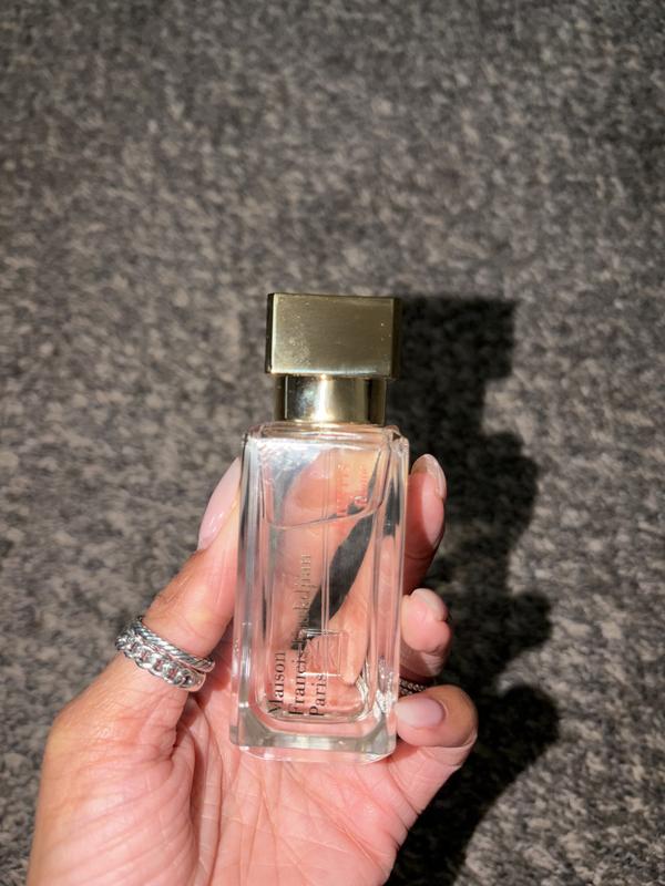 Customer carousel item 1.