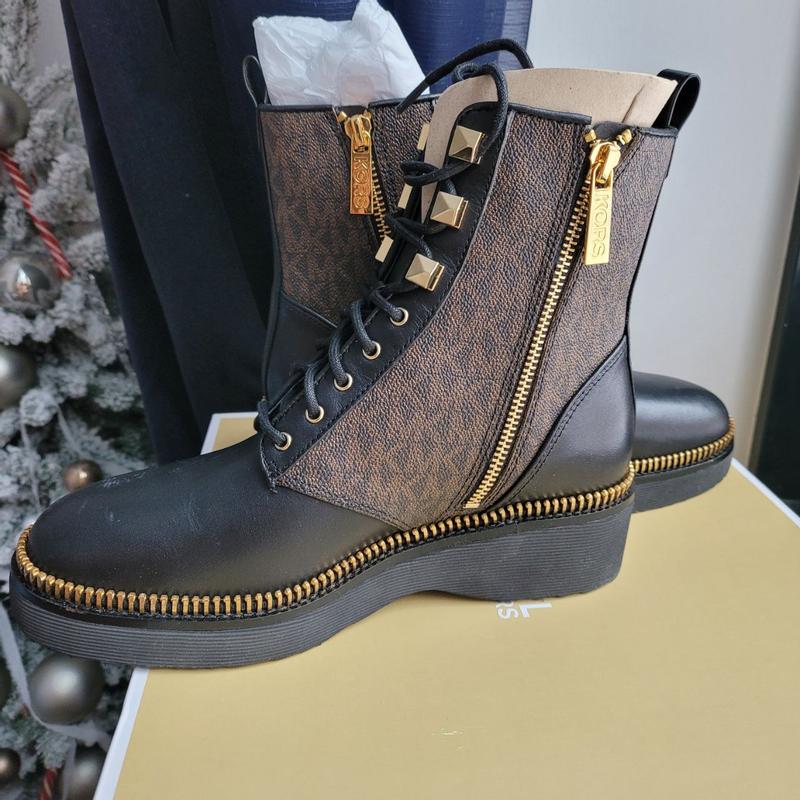 【MICHAEL KORS】 Haskell Studded Leather Combat Boot Haskell Crocodile Embossed Leather Combat Boot | Michael