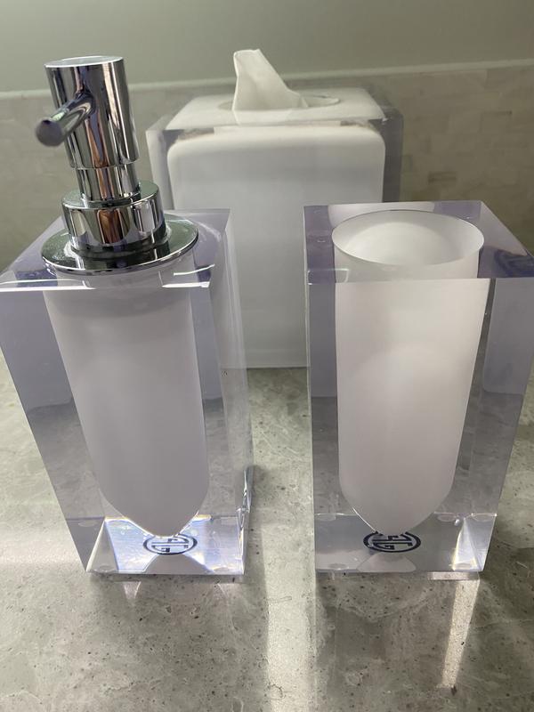 Bundle of NWT - Jonathan Alder Hollywood Acrylic Tissue hot Box & Soap Dispenser