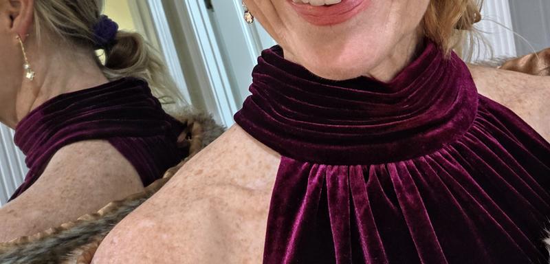 Please excuse poor photo quality; should have cleaned the mirror.