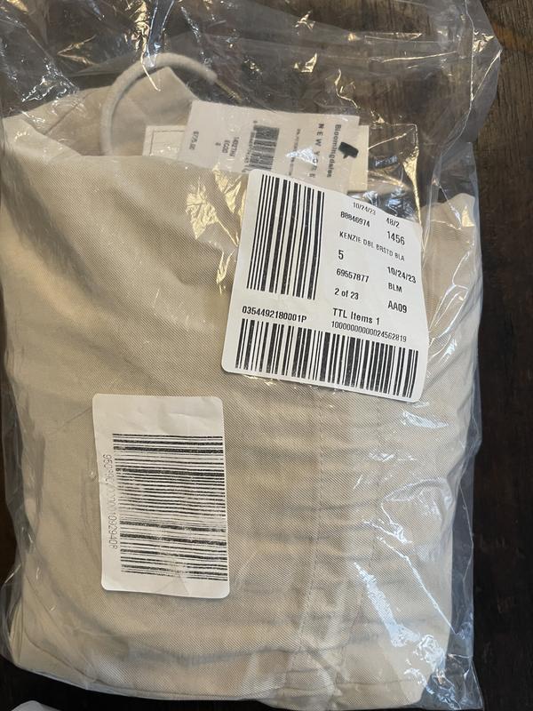 This is what I received in the mail from Bloomingdales.