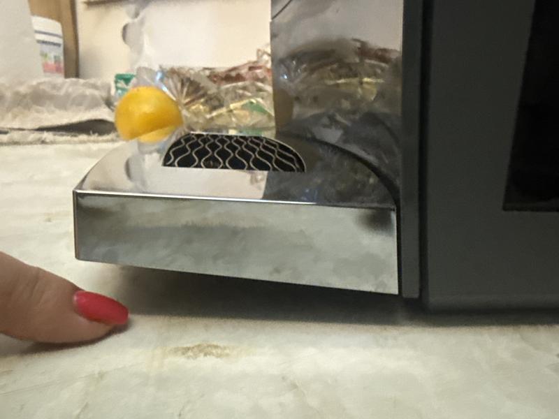 Customer carousel item 4.