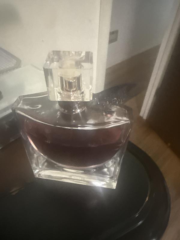 Customer carousel item 11.