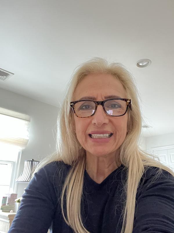 I wear the my eye shadow every day !