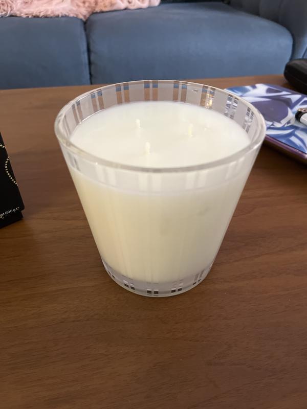 Large nest candle in beautiful packaging