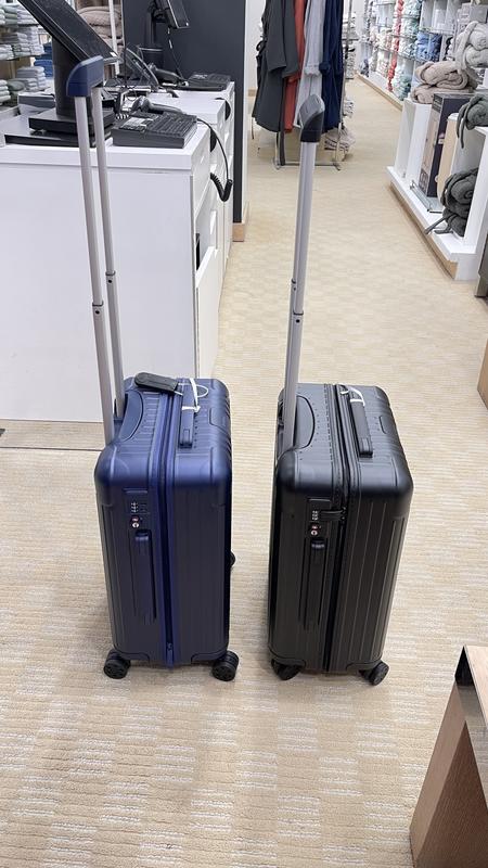 RIMOWA Essential Check-In L Suitcase