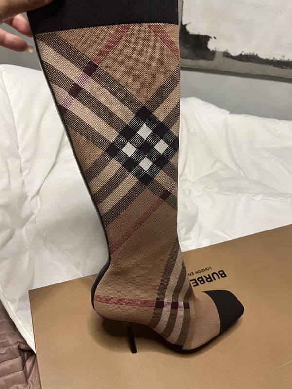 Burberry boots clearance bloomingdales