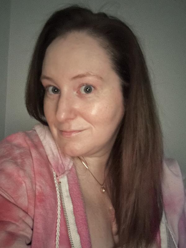 Natural pictures. I did use La Mer lotion and La mer Hydration serum.