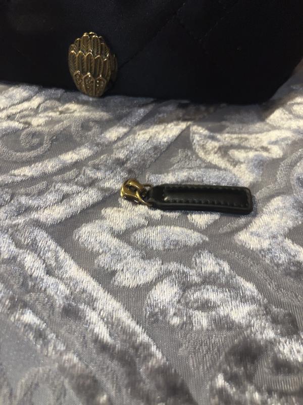 Customer carousel item 3.
