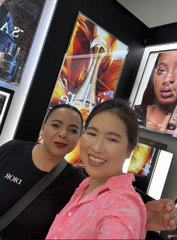 With my Dior Expert 💞