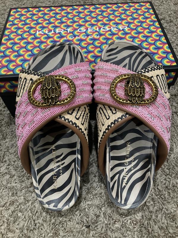 Bottoms of shoes not in new $200 condition. Visible part of shoe is beautiful