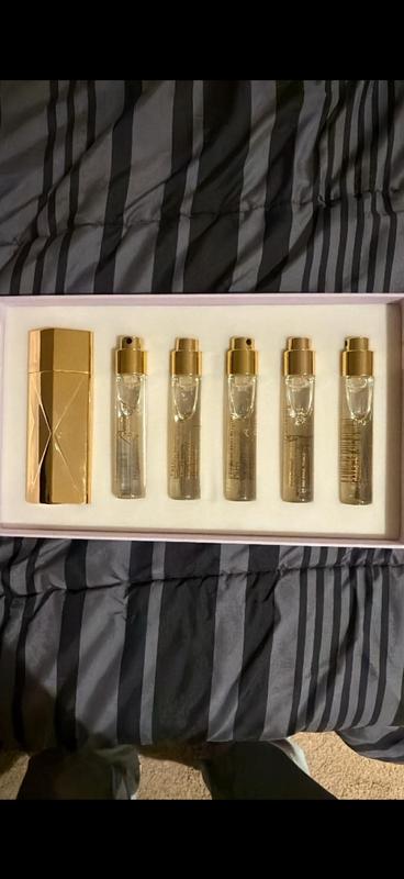 Customer carousel item 1.