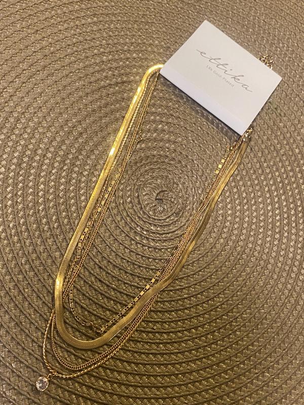 Beautiful layered necklace