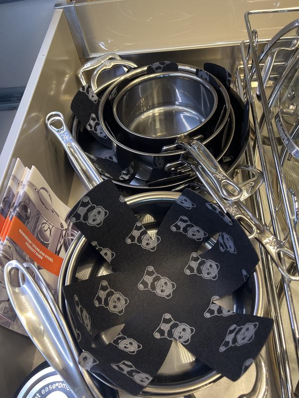 Storage with safe pads