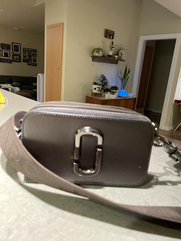 ☆韓国の人気☆【MARC JACOBS】☆Snapshot DTM crossbody bag☆ The Marc Jacobs Snapshot Cross-Body Bag DTM Khaki - Eve dot