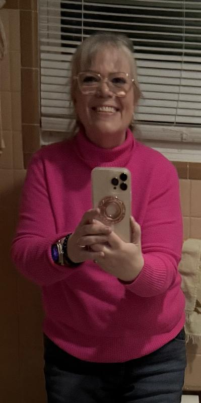 Aqua Cashmere Turtleneck in Pink