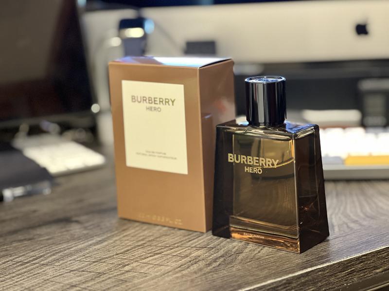 Also it has gorgeous design. Your nice decoration for the desk.