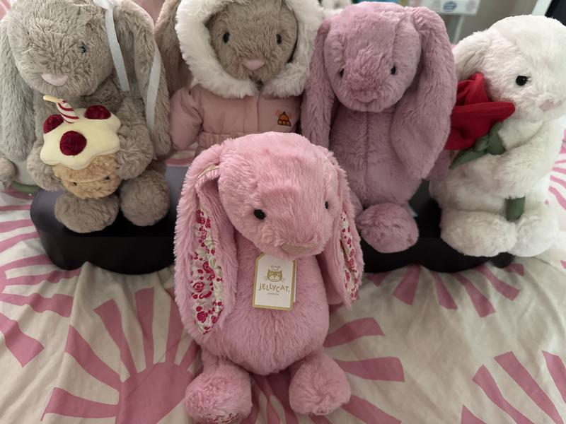 Customer carousel item 1.