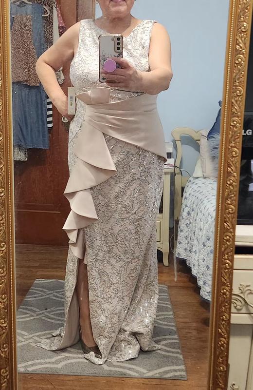 Customer carousel item 3.