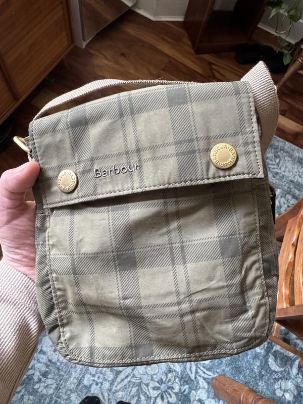 Customer carousel item 1.