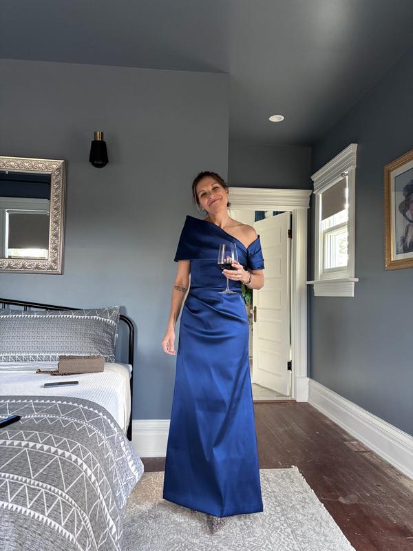 Customer carousel item 1.