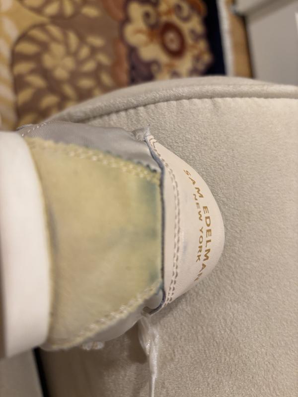 Customer carousel item 1.