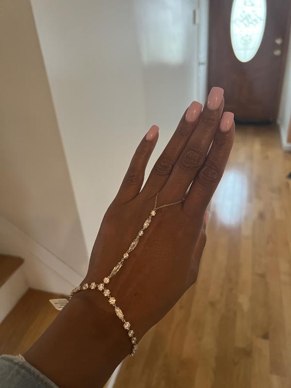 Photo from BuxomBeauty