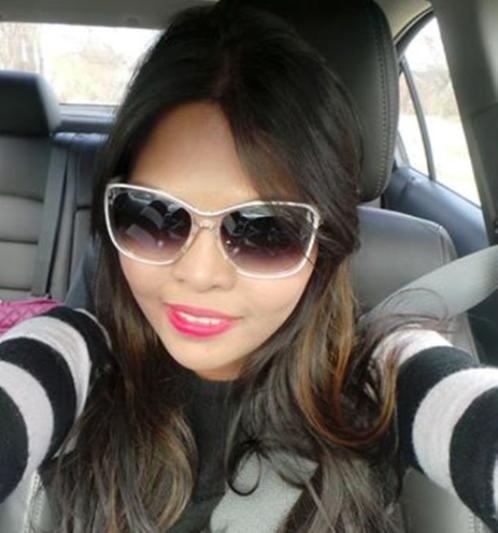 Out and about with my M-A-C Glamorous lipstick