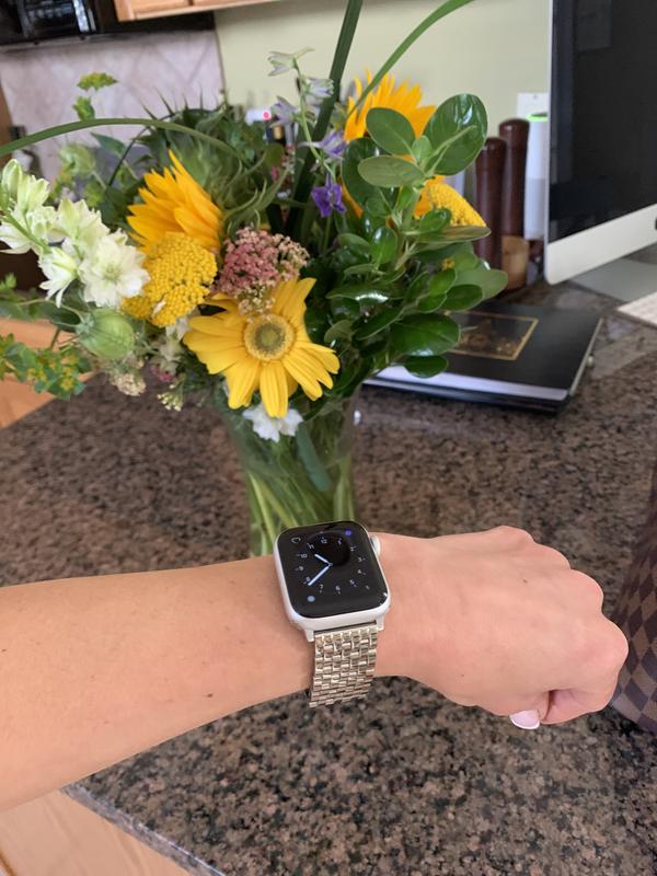 Michelle Apple Wristu