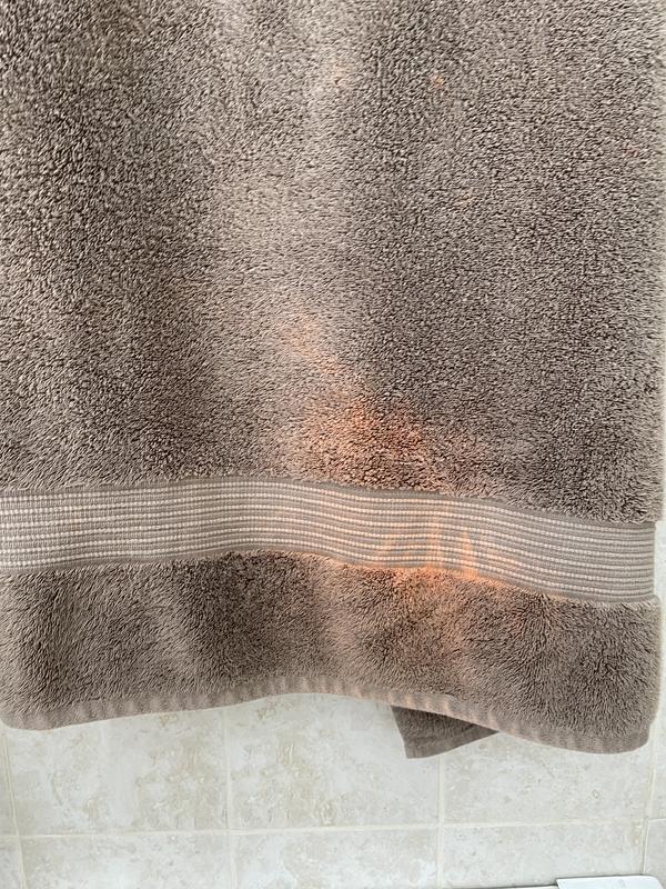 This is the mocha brown color.  This happened after one washing.  It gets worse over time.