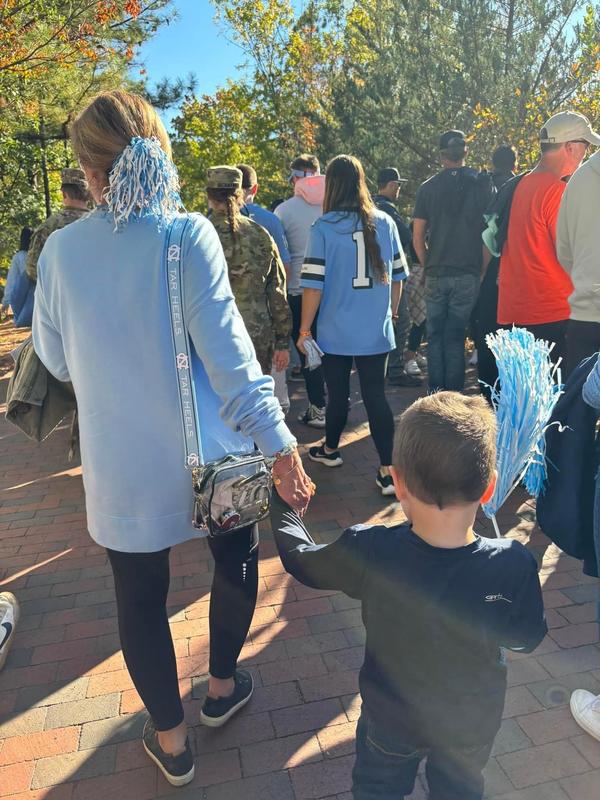 Perfect outfit for a Carolina football game.