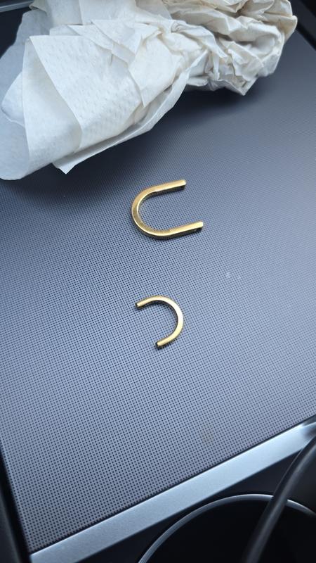 Customer carousel item 3.