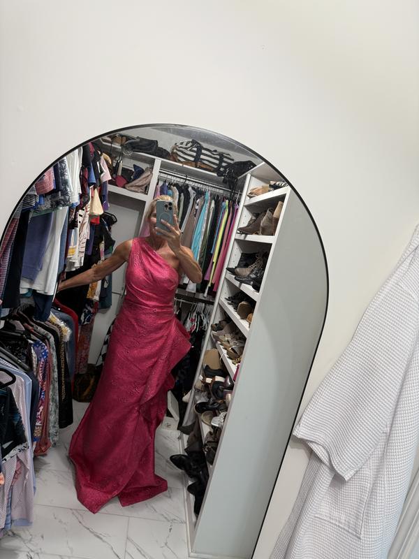 Customer carousel item 5.