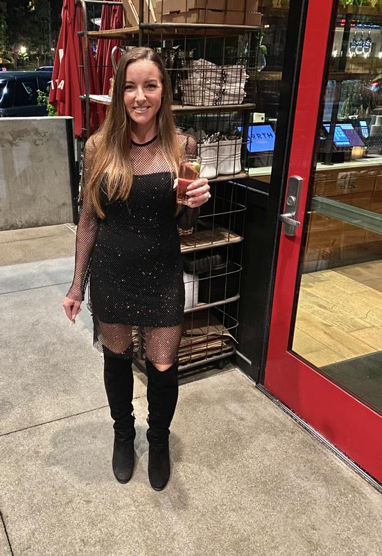 Soooo many compliments from everyone about this dress. It’s comfy, class and sexy.