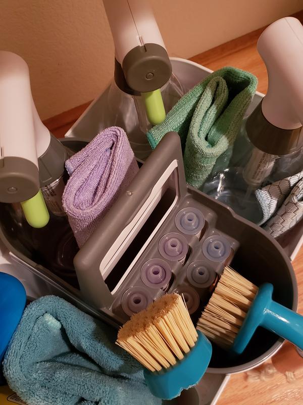 Casabella Plastic Multipurpose Cleaning Storage Caddy with Handle