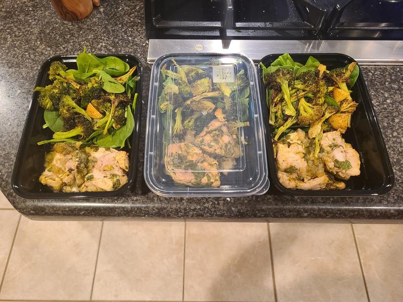 Good Cook Meal Prep on Fleek, 3 Compartments BPA Free,  Microwavable/Dishwasher/Freezer Safe, Red